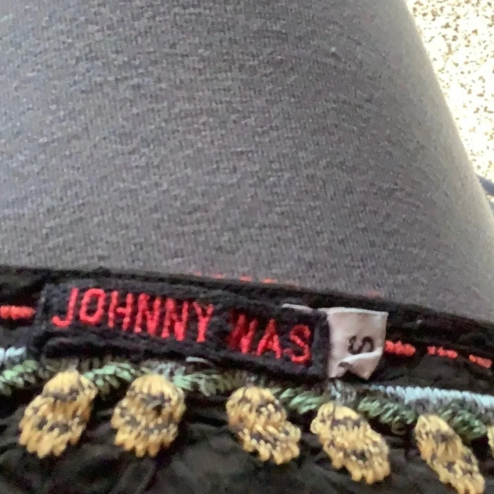 EUC Johnny Was Merielle Embroidered Top - Picture 6 of 7